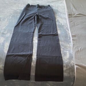 Aerie Black Flare Cut Pants (Long)